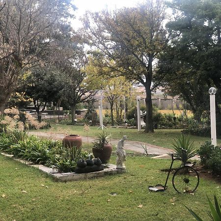 Mcbest Guest House Ermelo Exterior photo